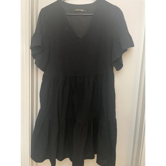 Fancyinn Black dress medium size - Picture 1 of 9